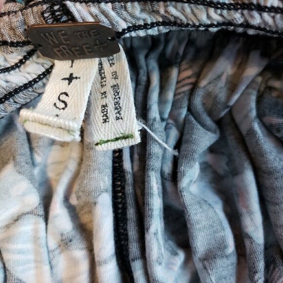 We the Free Lexington Off the Shoulder Blouse - Picture 5 of 8